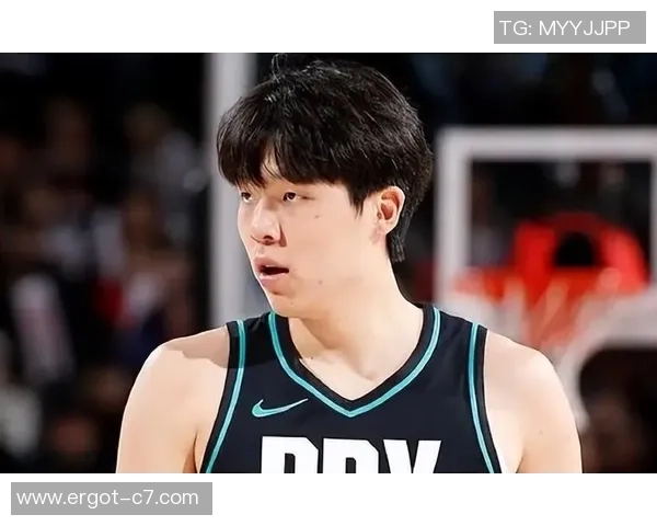 杨瀚森21+9+3目光凶恶，混音教练：他是中心，回NBA仅仅时间问题
